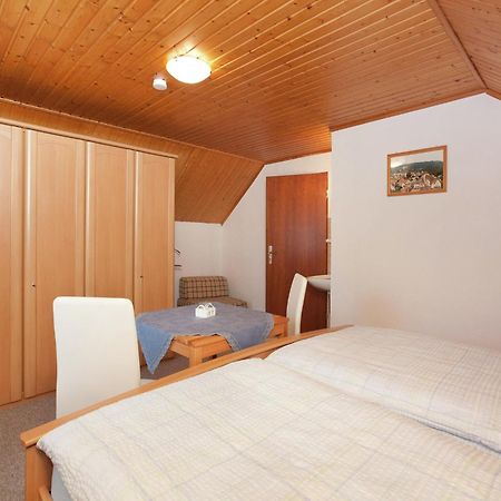Flat In Polle Near The Forest Экстерьер фото