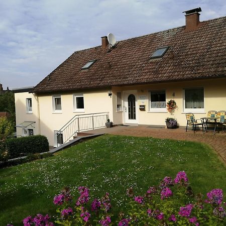 Flat In Polle Near The Forest Экстерьер фото