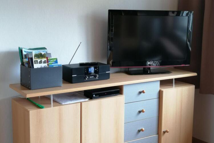 Flat In Polle Near The Forest Экстерьер фото