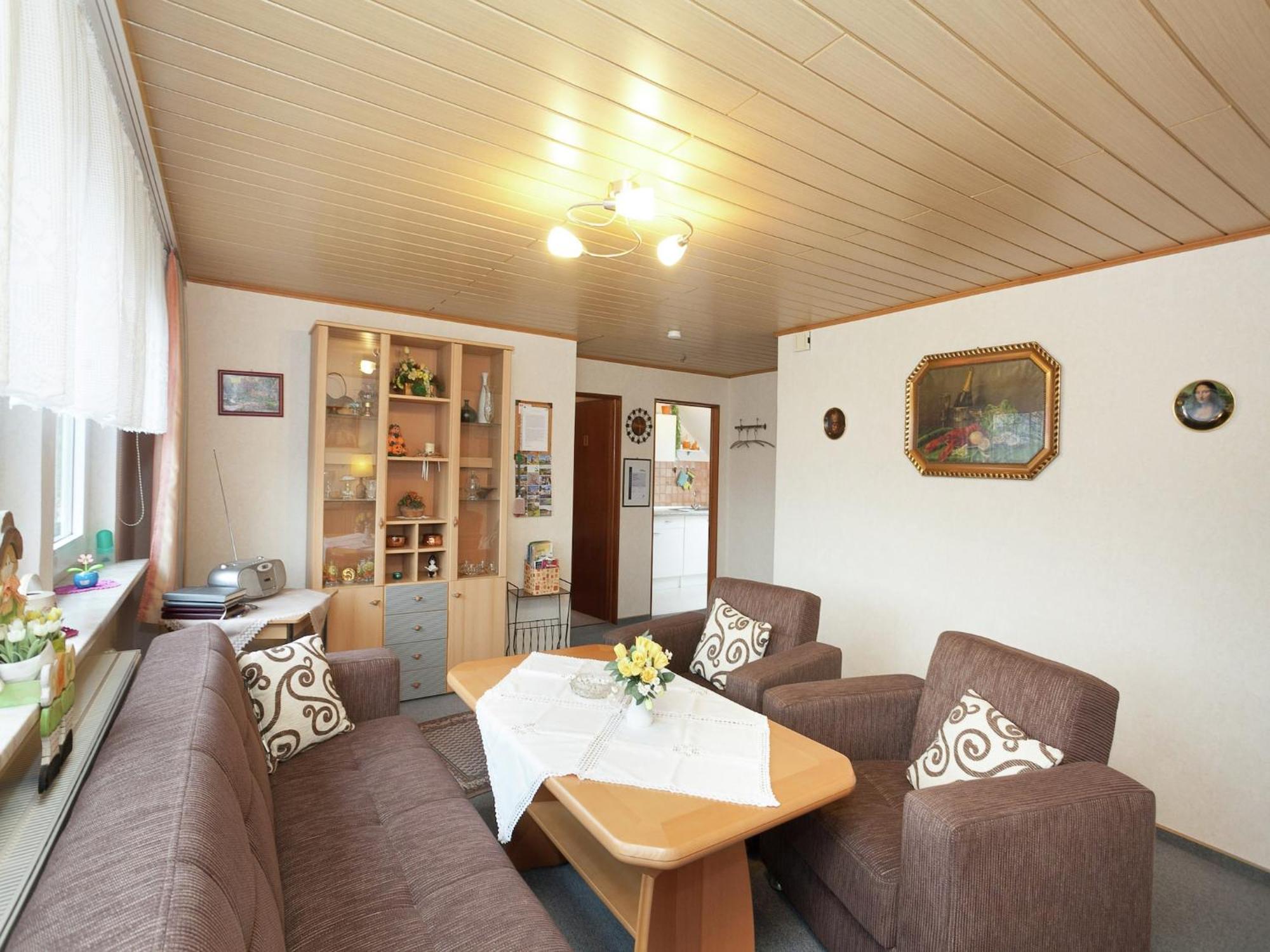 Flat In Polle Near The Forest Экстерьер фото